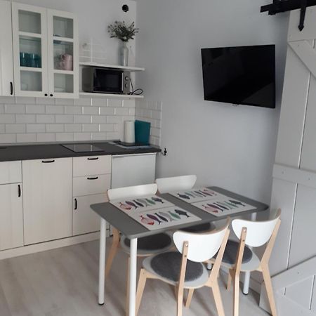 Apartament Pokoje U Franka Jastarnia Exterior foto