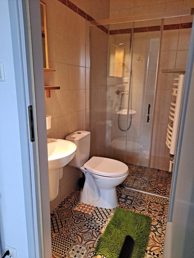 Apartament Pokoje U Franka Jastarnia Exterior foto